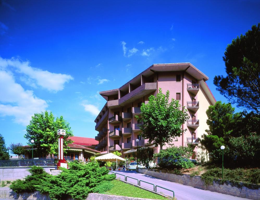 Hotel Del Camerlengo Fara San Martino ภายนอก รูปภาพ