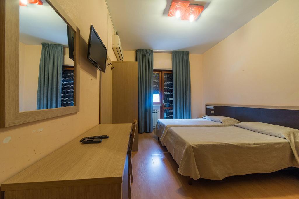 Hotel Del Camerlengo Fara San Martino ห้อง รูปภาพ