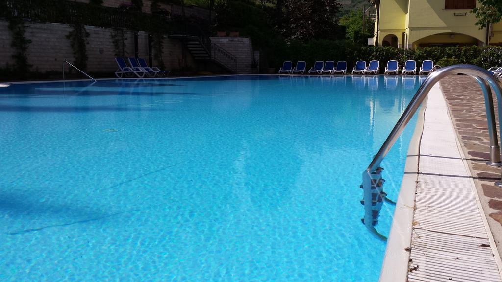 Hotel Del Camerlengo Fara San Martino ภายนอก รูปภาพ