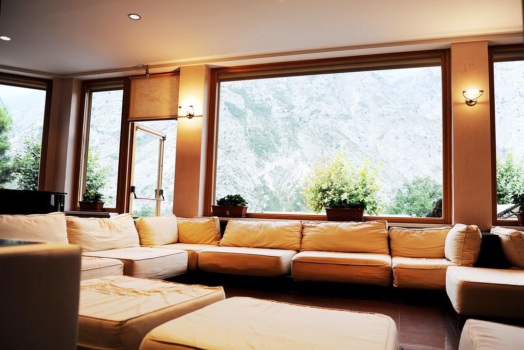 Hotel Del Camerlengo Fara San Martino ภายนอก รูปภาพ