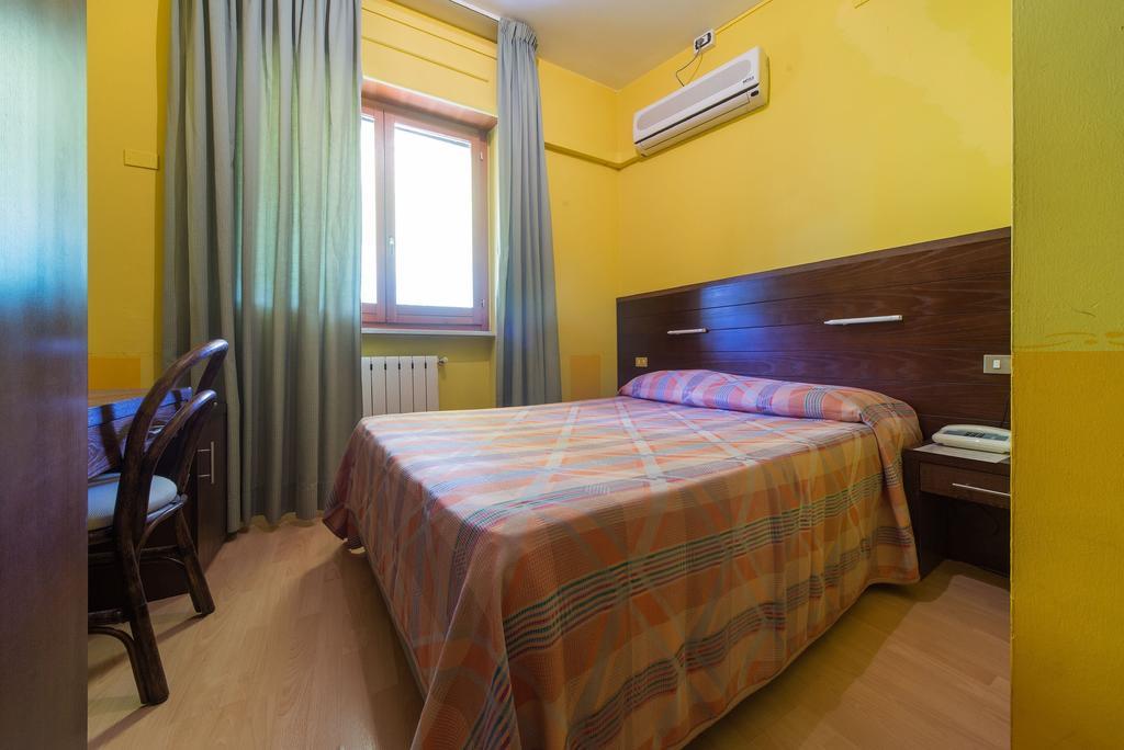 Hotel Del Camerlengo Fara San Martino ห้อง รูปภาพ