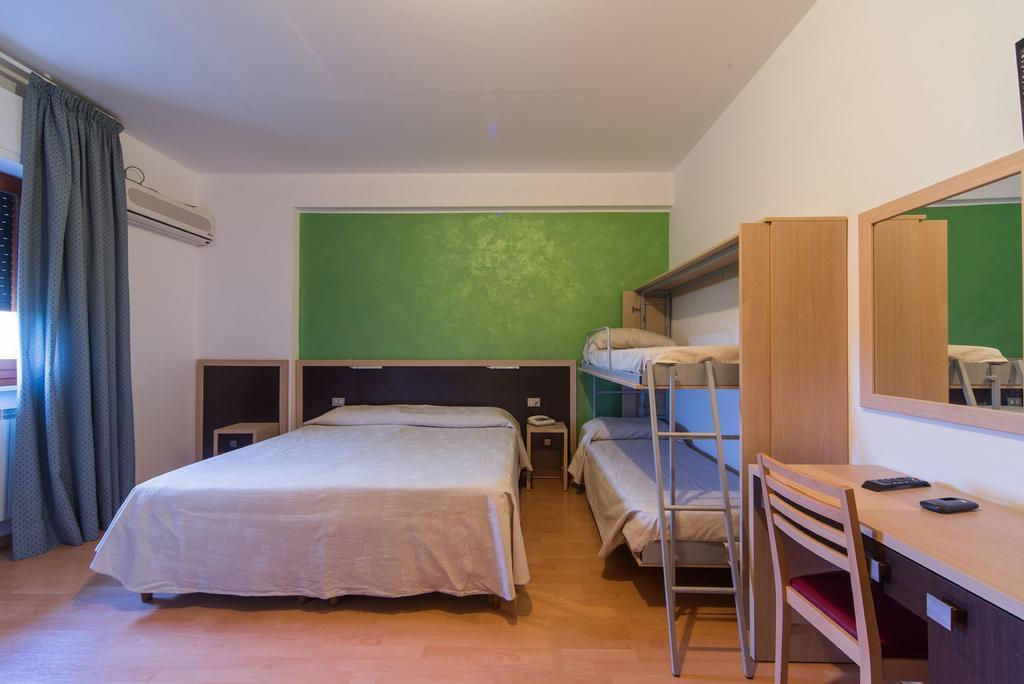 Hotel Del Camerlengo Fara San Martino ห้อง รูปภาพ